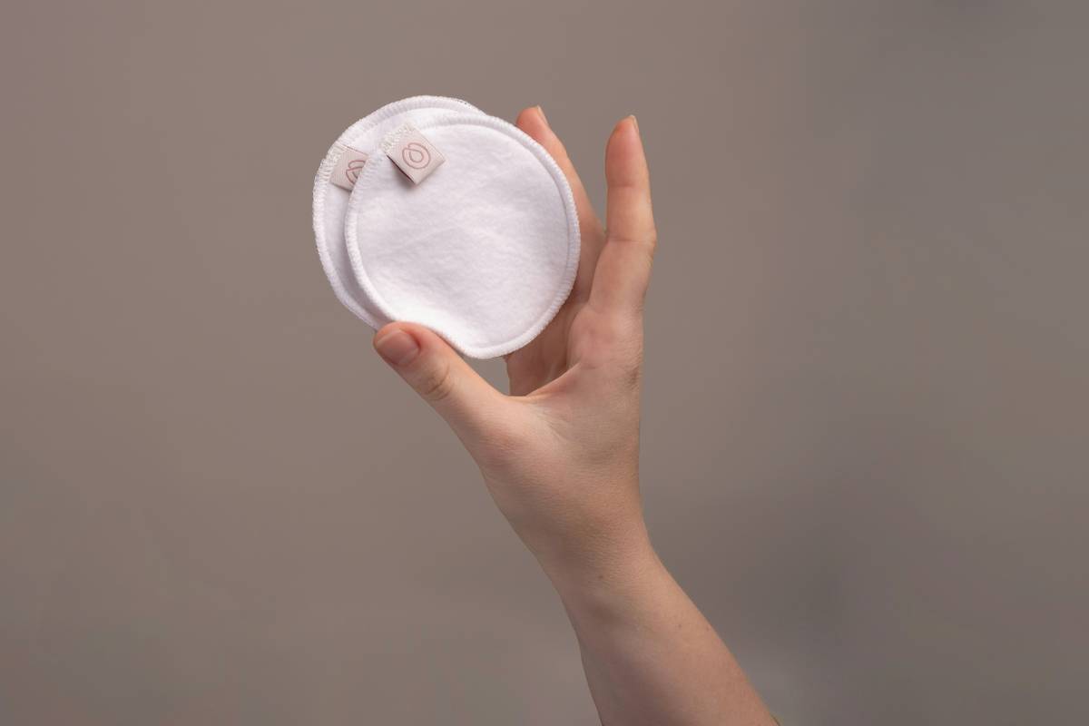 witch hazel for acne breakouts: The Overlooked Hero Hiding in Your Medicine Cabinet